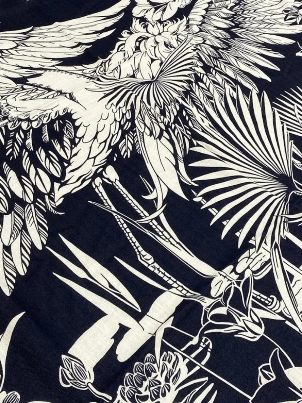 HERMES Carre Geant/Carres 140 H242898S Navy White Cashmere Silk - Scarf - Picture 4 of 5